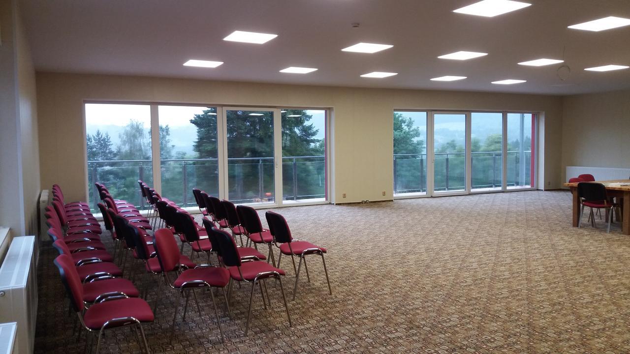 Hotel Bouczech Lipno nad Vltavou Εξωτερικό φωτογραφία